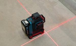 New Makita 12Vmax CXT multi-line lasers